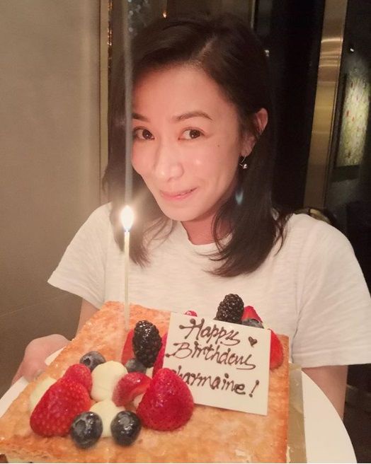 《延禧攻略》佘詩曼4大招保養方法！43歲超凍齡少女肌膚，獨家水果居然都吃它