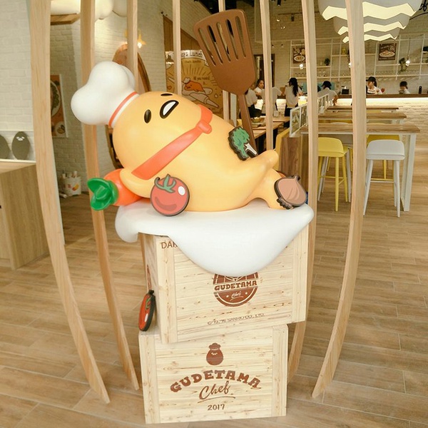 蛋黃哥五星主廚餐廳旗艦店即將開幕~氣派的獨棟店面加碼還有溜滑梯!