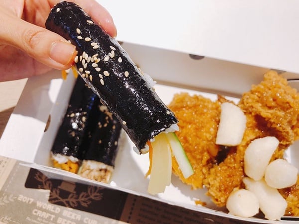 韓式炸雞品牌sweet josun香噴噴開幕，韓式辣醬、濟州島蒜味二種口味你一定要試！