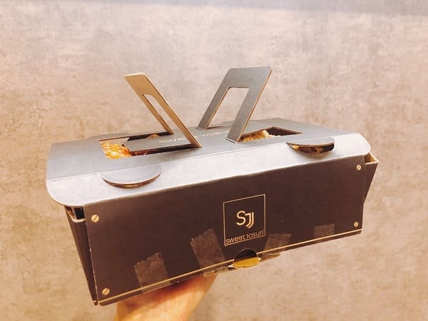 韓式炸雞品牌sweet josun香噴噴開幕，韓式辣醬、濟州島蒜味二種口味你一定要試！