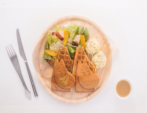嚕嚕米主題餐廳新菜色美味上桌啦~還有三款夏日限定餐點一起歡慶一周年