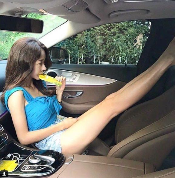 瘦大腿、瘦下半身的超強範本！43歲的韓國媽媽，緊緻美腿更勝大學生！