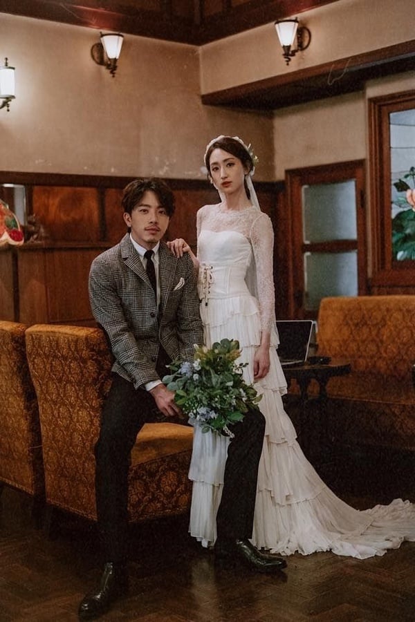 柯佳嬿＆坤達拍婚紗！法式優雅風婚紗，楊丞琳、丁文琪也愛穿！