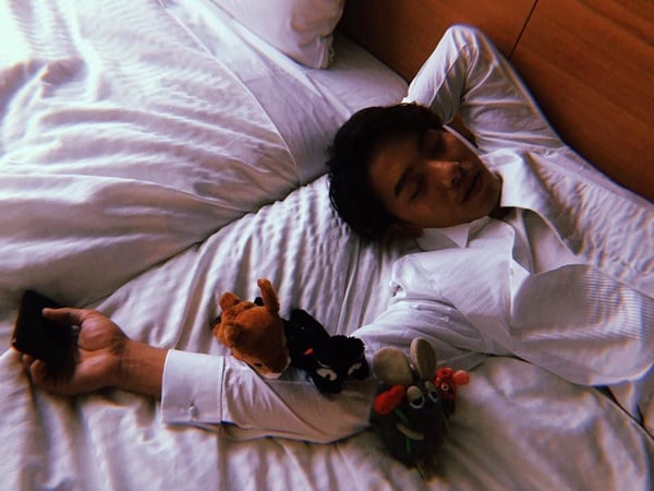 柯佳嬿＆坤達拍婚紗！法式優雅風婚紗，楊丞琳、丁文琪也愛穿！