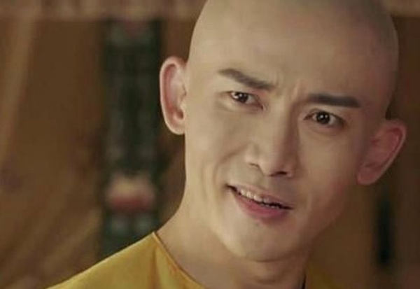 《延禧攻略》傲嬌毒舌乾隆皇帝聶遠，圈粉無數，連蒼蠅都想高攀！有影片！