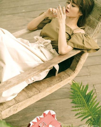 宇宙天后蔡依林的誕生。樂壇女王，說話了，不聽嗎？