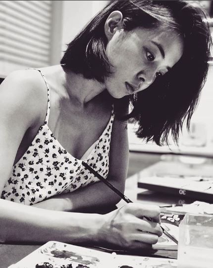 宇宙天后蔡依林的誕生。樂壇女王，說話了，不聽嗎？