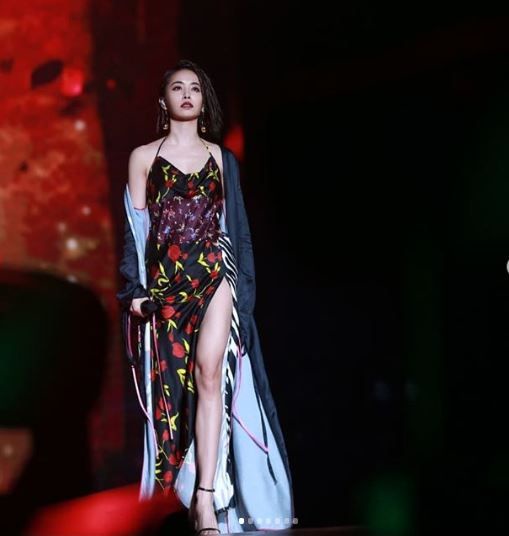宇宙天后蔡依林的誕生。樂壇女王，說話了，不聽嗎？