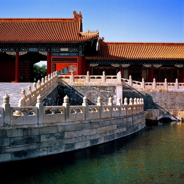 清宮劇大夯。帶你進宮！1:1山寨紫禁城？中國好萊塢 橫店影視城旅遊夯起來！