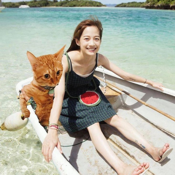 簡嫚書超美婚紗照曝光！與老公化老妝甜喊要一起變老，預計11月中辦婚禮！