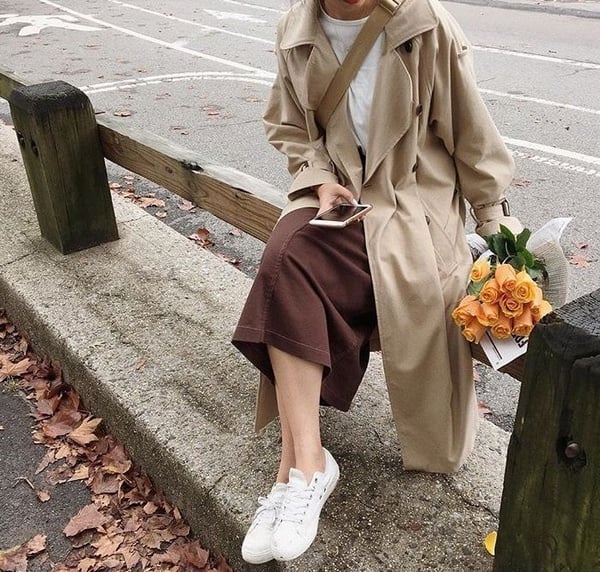 小隻女風衣怎麼挑?這樣穿搭比例最好！加碼綁好看蝴蝶結技巧