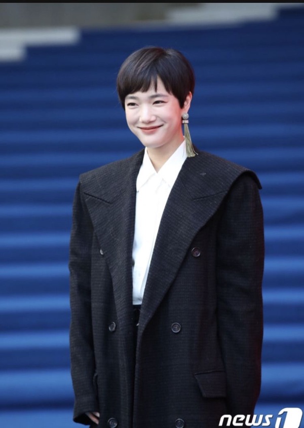 2019首爾時尚週，最夯「格子」單品孔曉振、EXID都在穿