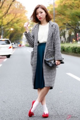 這個春天，比起追求「可愛」更想追求「美麗」的穿搭術！