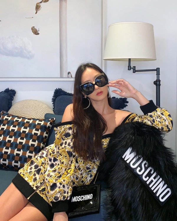 MOSCHINO [tv] H&M11/8開賣~蕭敬騰、a-mei、歐陽娜娜眾位時尚巨星紛紛搶穿！