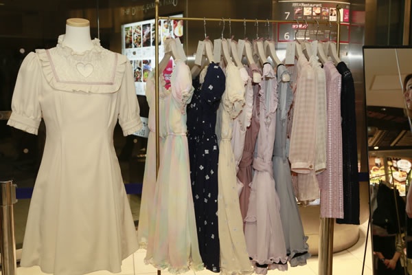 夢展望與LARME合作新品牌「mon Lily」