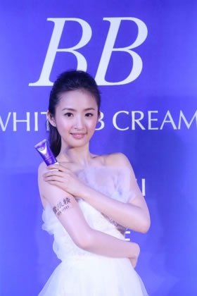  林依晨 夢幻魔術處女秀，讓現場嘉賓眼睛為之一亮！