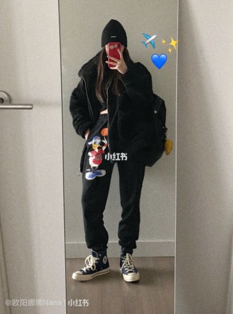 歐陽娜娜校園穿搭！16套穿搭LOOK釋出，美式風格必備單品