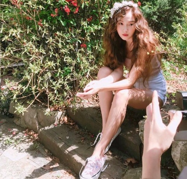 不要拒絕成為仙女，秋冬最美髮型「蛋捲波浪捲髮」快學起來！