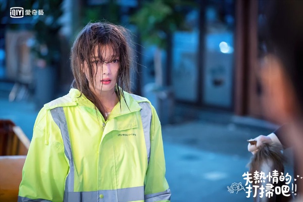 《先熱情地打掃吧》金裕貞19歲水光肌怎麼養？零毛孔保養靠洗臉細節
