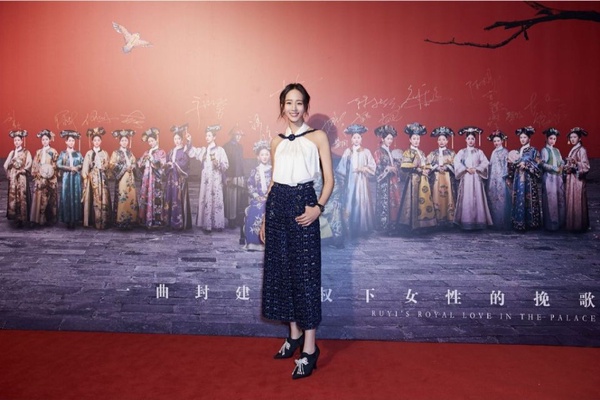 女星撞衫！楊冪vs.木村光希、迪麗熱巴vs.唐嫣，5組同款穿出不同味道