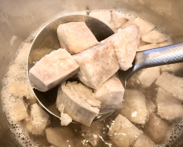 一芳「大甲芋頭鮮奶」正式成為常賣商品，推出連續七天買一送一，芋頭控快衝一波！