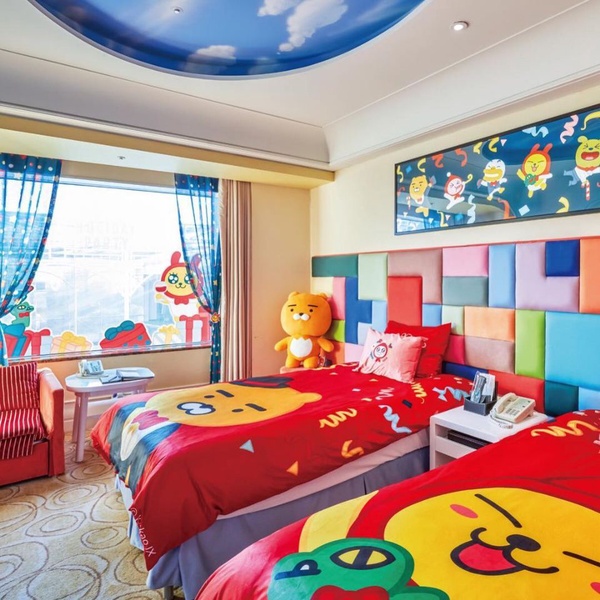 Etude House小熊維尼小豬迎戰！2019年必期待的6款聯名系列，萊恩飯店要入住