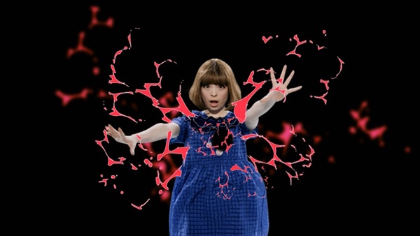 卡莉怪妞新曲「Kira Kira Killer」音樂錄影帶，部分解禁！