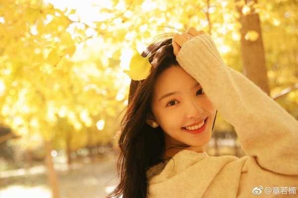 章若楠、混血Susan初戀臉爆紅！3大初戀臉，天生美貌讓人看了心情就好