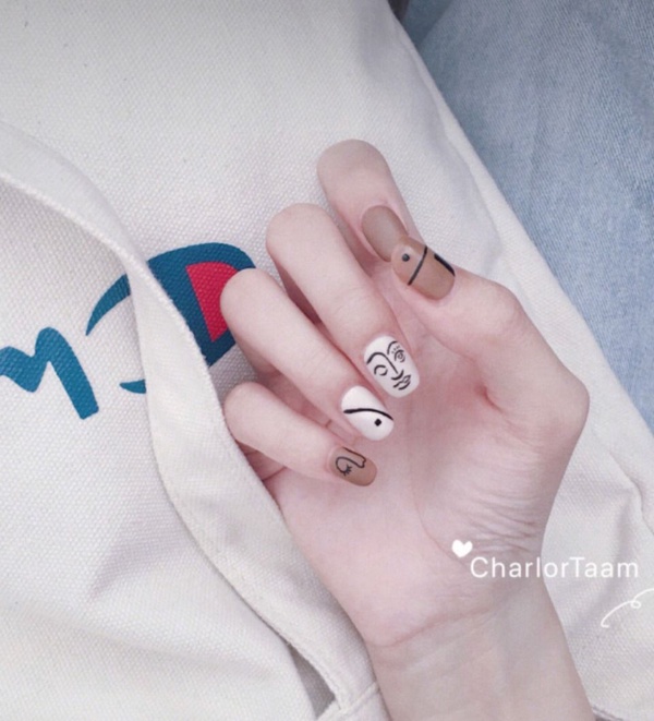 氣質奶咖色美甲近期爆紅！熱門款式出爐，最後一款讓人想跟你多聊天