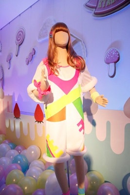 卡莉怪妞服裝展公開，總數超過30套！