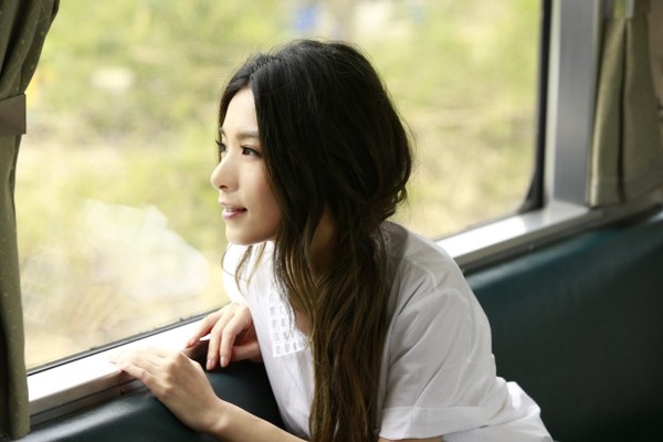Hebe力讚新竹好山水：「來我家玩吧!」 