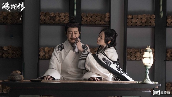《皓鑭傳》超美服飾！吳謹言古裝劇2016~2019年造型史，5部華麗扮相盤點