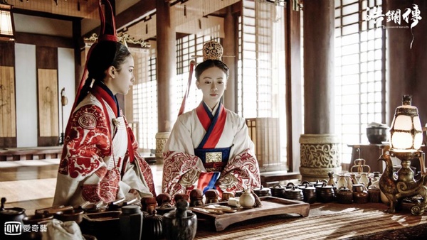《皓鑭傳》超美服飾！吳謹言古裝劇2016~2019年造型史，5部華麗扮相盤點