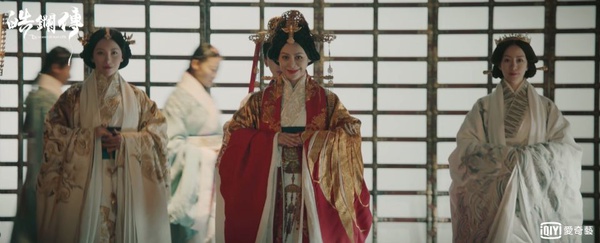 《皓鑭傳》超美服飾！吳謹言古裝劇2016~2019年造型史，5部華麗扮相盤點