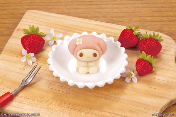 日本超商Hello Kitty限定商品登場～造型包子不再是環球影城限定！