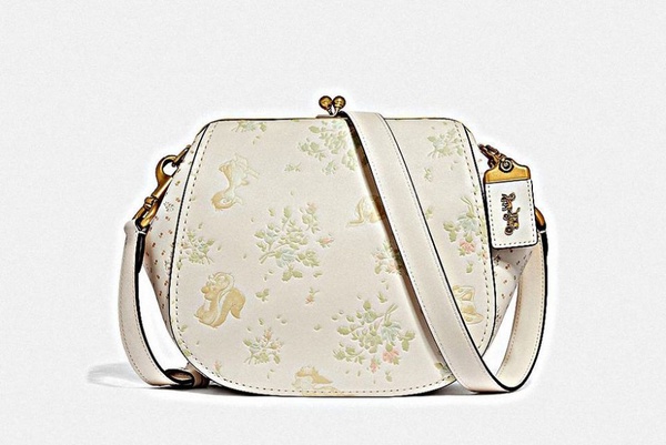 2019 COACH x DISNEY聯名再次出擊！愛麗絲、小鹿斑比、101忠狗成為主角！