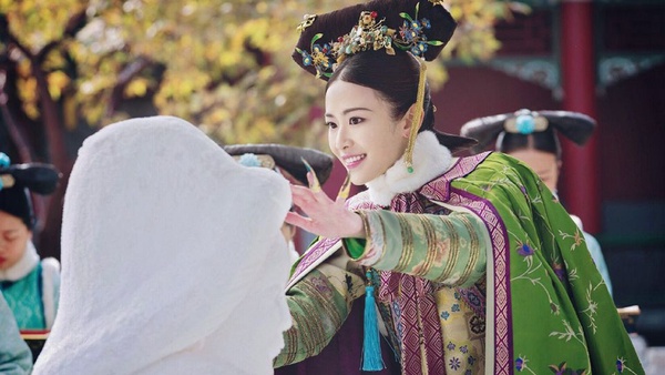 《如懿傳》10位娘娘穿清朝旗服美！但她們在這些戲的古裝造型更讓人驚艷
