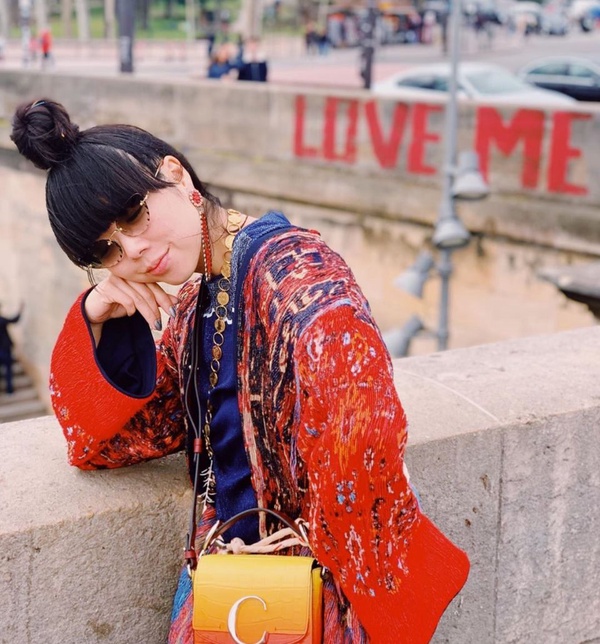 孫芸芸、Ella及Melody的早春小包新歡是它，加碼看小包還能怎麼搭~