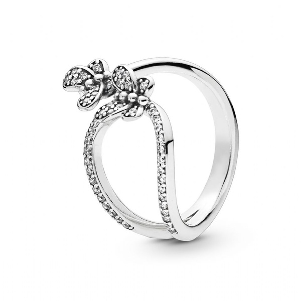 PANDORA 2019春季新品報到，不只PANDORA經典手環，項鍊、耳環也瘋疊搭！