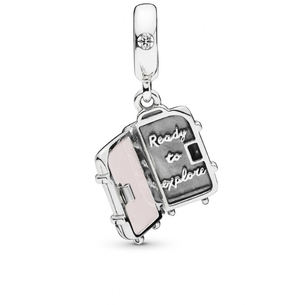 PANDORA 2019春季新品報到，不只PANDORA經典手環，項鍊、耳環也瘋疊搭！