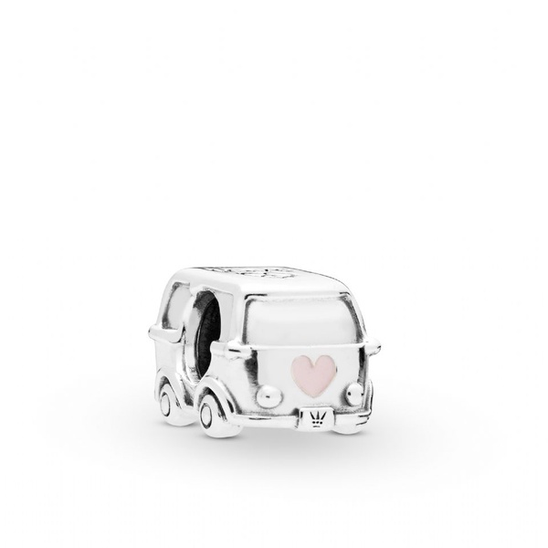 PANDORA 2019春季新品報到，不只PANDORA經典手環，項鍊、耳環也瘋疊搭！