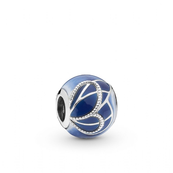 PANDORA 2019春季新品報到，不只PANDORA經典手環，項鍊、耳環也瘋疊搭！