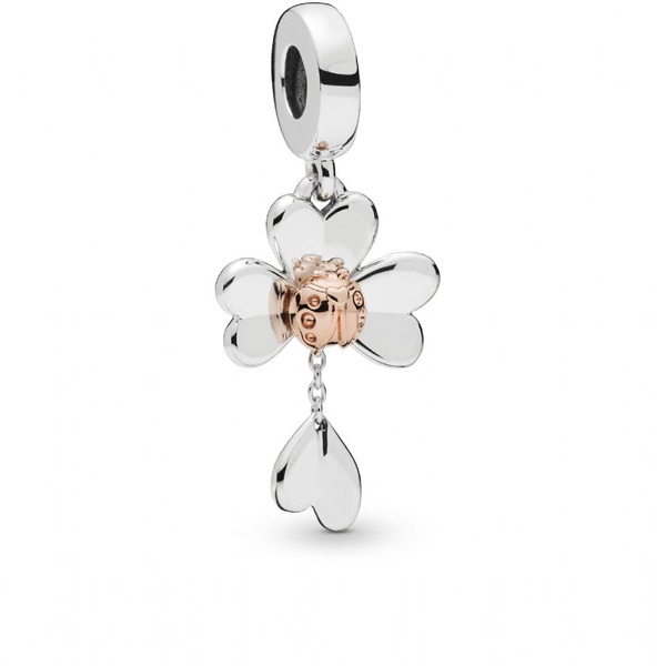PANDORA 2019春季新品報到，不只PANDORA經典手環，項鍊、耳環也瘋疊搭！