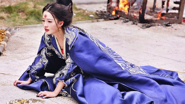 《如懿傳》寒香見不是李沁最美角色！20個古裝造型美成仙女，但有一個卻被網友吐槽