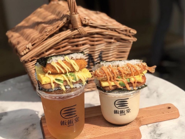 台北「飯飯堂」新開幕吃得到道地沖繩飯糰~海大蝦天婦羅握飯丸、台灣風味限定版都是必吃！
