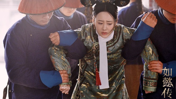 小說《如懿傳》令妃結局其實活得超可悲！如懿一招讓她眾叛親離，6兒女不認、乾隆當她是影子