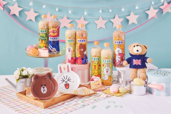 立頓奶茶 x LINE FRIENDS限量聯名，熊大、兔兔、莎莉等八款超萌聯名包裝通通想要！