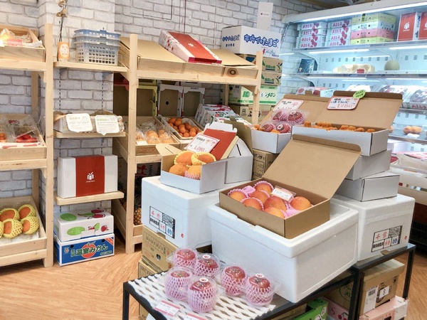 日本夫妻開的「J Fruit Mart 水果三明治」超熱門，草莓三明治、芒果三明治，還有蜜柑三明治通通大推！