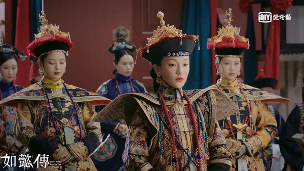 《如懿傳》如懿的造型變化史！28張美照從青櫻成皇后再到廢后，服裝變化都和乾隆的感情有關