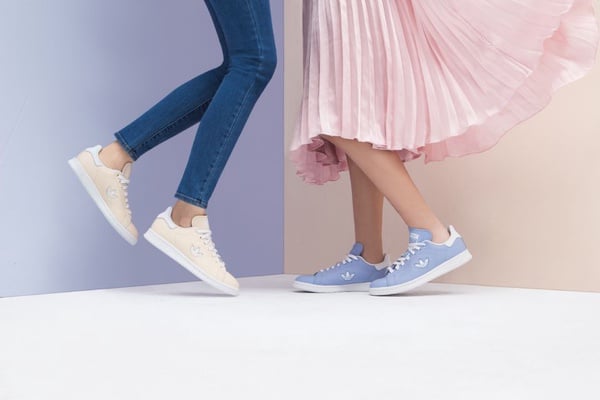 Adidas最新「奶油白」球鞋超燒！Stan Smith換上三葉草LOGO更可愛了~